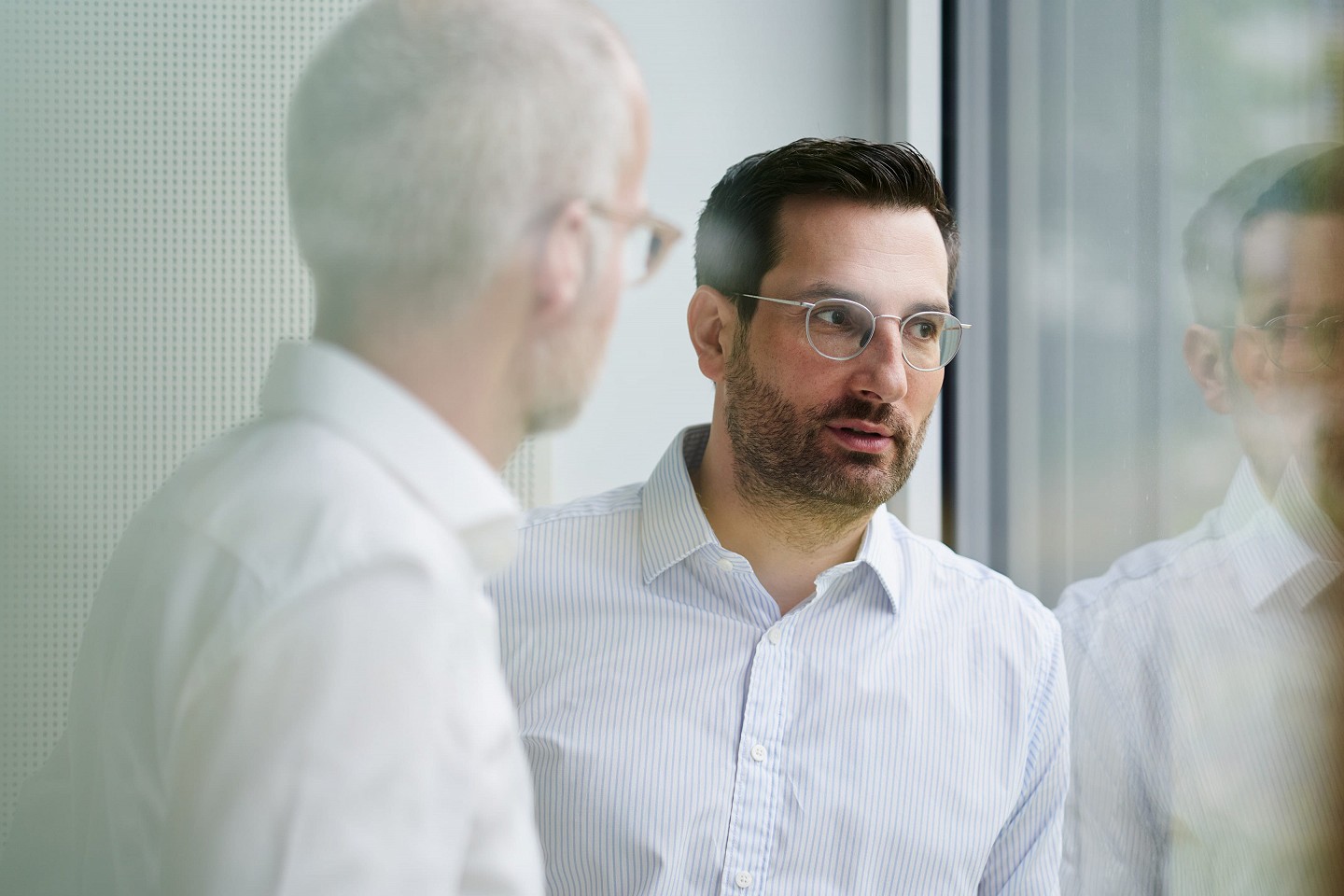 Dr. Reto Batzel und Dr. Georg Schmittmann im Gespräch